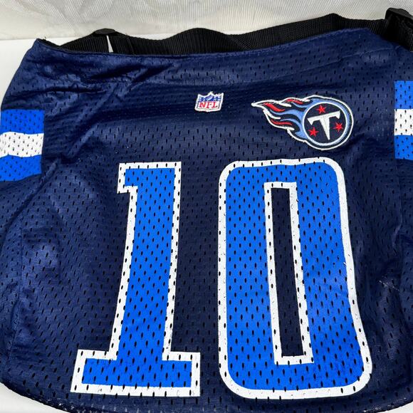 NFL Tennessee Titans Vince Young Jersey Crossbody NWT - Picture 5 of 9